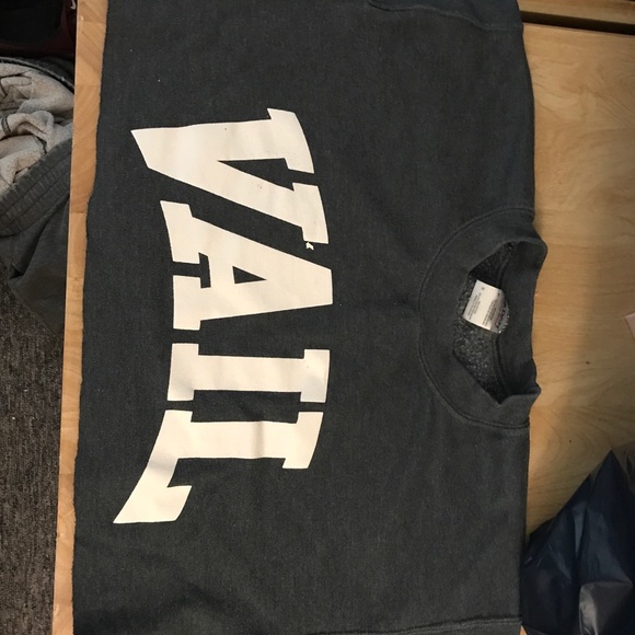 Homemade cropped Vail sweater - Picture 2 of 3